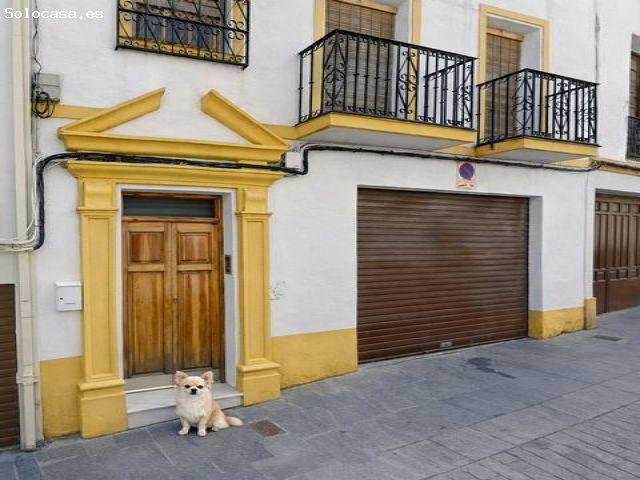 casa adosada en Venta en Baena. QTOT T1053