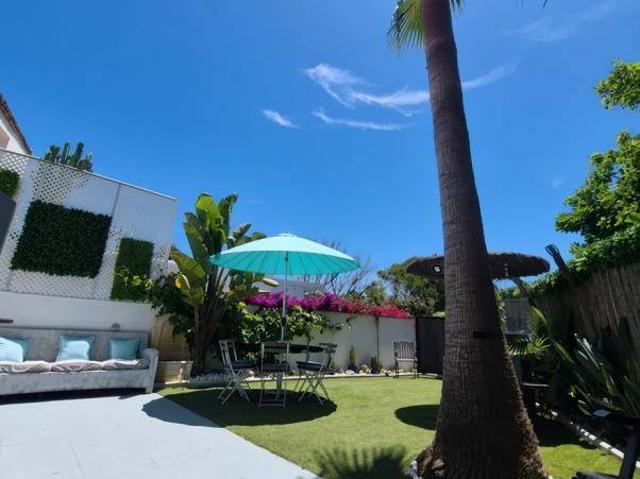 Casa adosada en Venta en Bahía Dorada