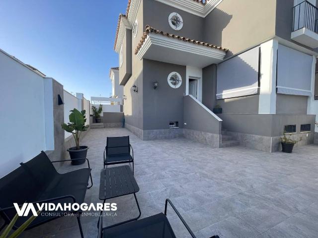 Casa adosada en Venta en Bahia Luz La Forestal