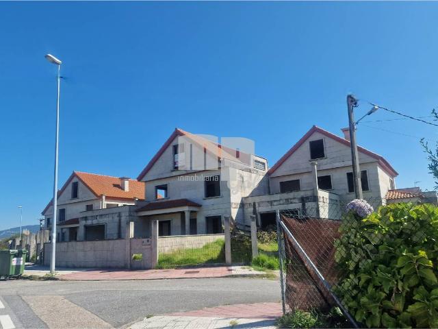 Casa adosada en Venta en Baiona