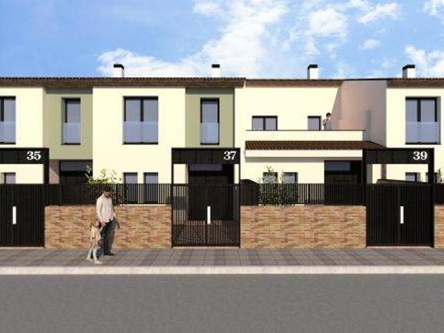Casa adosada en Venta en Balaguer