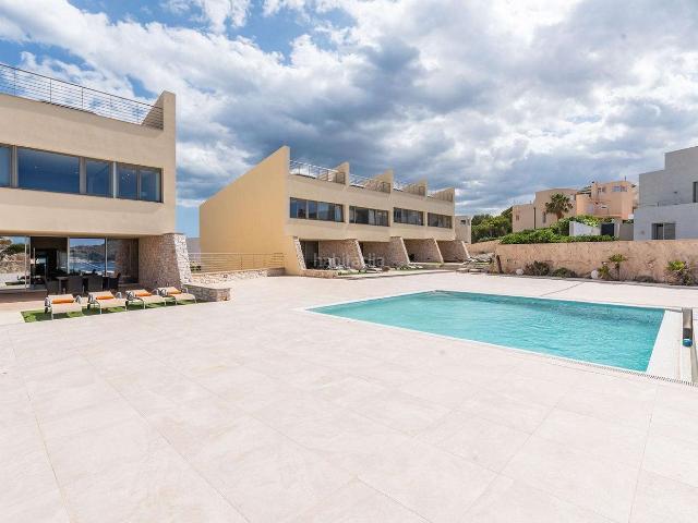 Casa adosada en venta en Baleares Capdepera, Cala Ratjada. Cala Ratjada Adosados de lujo con vistas al mar. Obj.8375. Casas adosadas.