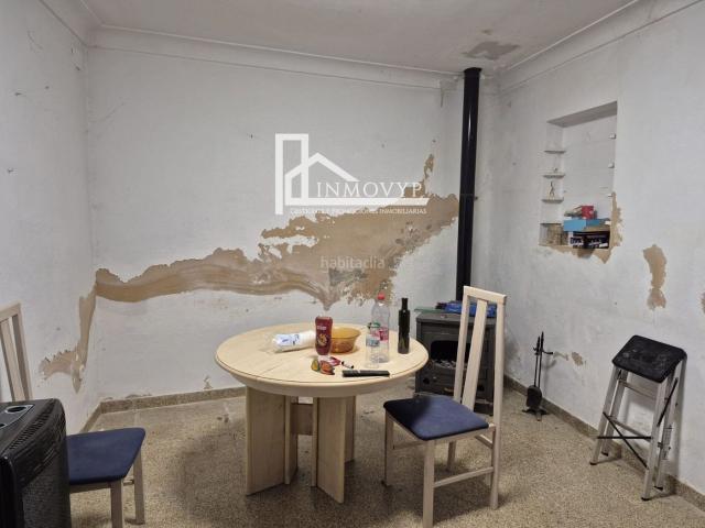 Casa adosada en venta en Baleares Inca, Gran Via de Colom. Casa de pueblo con dos plantas y jardín en Inca. Casas adosadas.