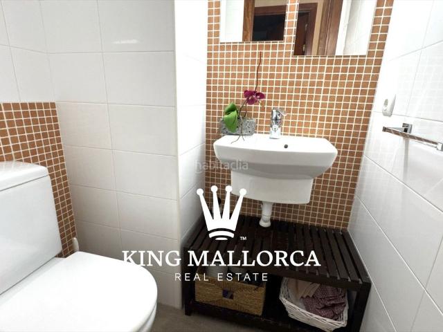 Casa adosada en venta en Baleares Marratxí, Pòrtol. Moderna casa adosada en Pórtol 2007 con 3 dormitorios y 2,5 baños, amplio salóncomedor con salida directa a un jardín privado con. Casas adosadas.