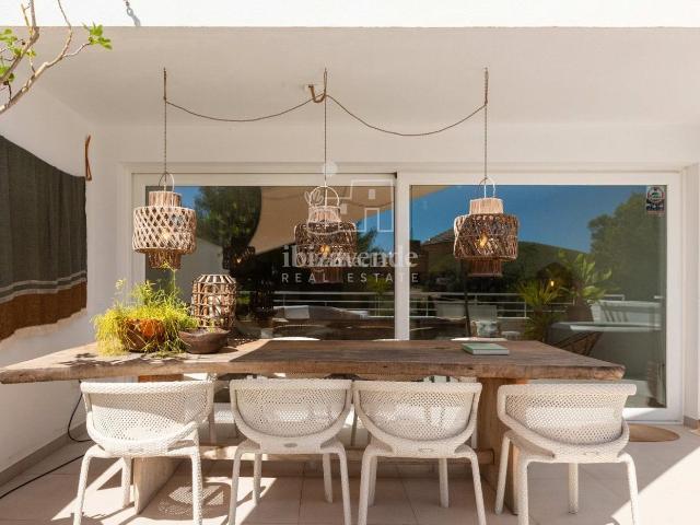 Casa adosada en venta en Baleares Santa Eulària, Can Furnet. Fantástica casa adosada en la exclusiva urbanización de golf de Roca Llisa. Casas adosadas Santa.
