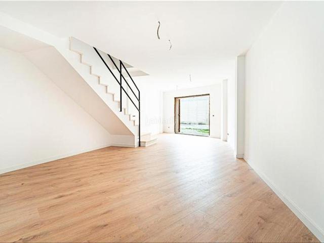 Casa adosada en venta en Baleares Selva. A estrenar. Adosado. Casas adosadas.