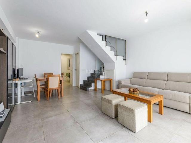 Casa adosada en venta en Baleares Palma de Mallorca, Son Serra Sa Vileta. ADOSADO DE 3 HABITACIONES Y DIVERSAS TERRAZAS CON 2 PARKINGS EN SON PERETÓ. Casas adosadas Palma de.
