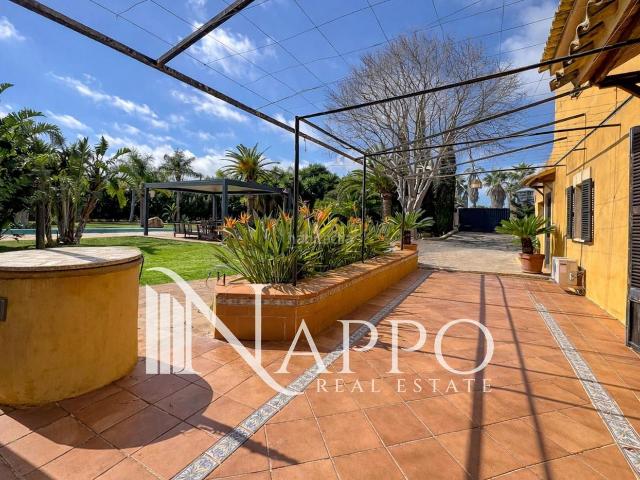 Casa adosada en venta en Baleares Palma de Mallorca, Sa Indioteria Rural. Encantadora finca con casa rústica en un entorno natural con piscina. Casas adosadas Palma de.