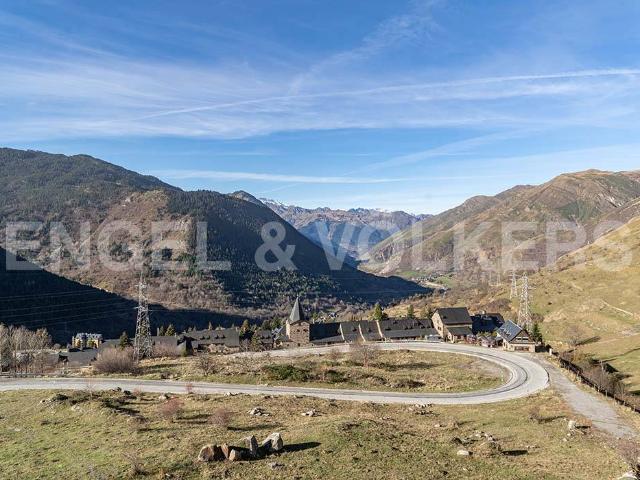 Casa adosada en Venta en Baqueira