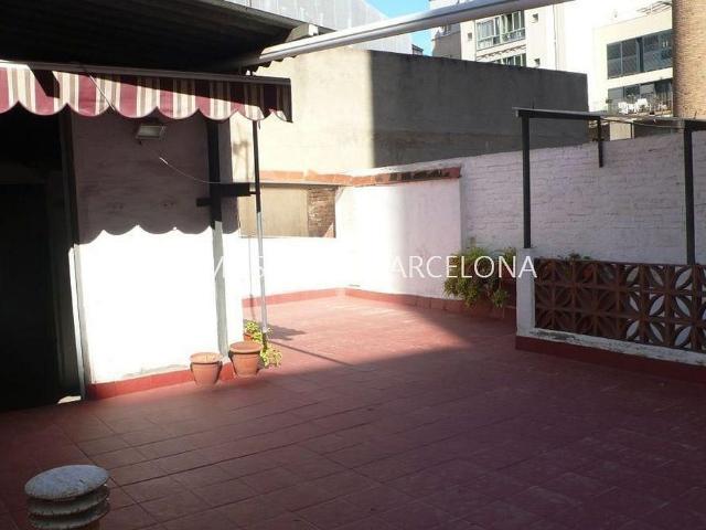 Casa adosada en venta en Barcelona, de 80 m² 2 habitaciones por 385.000