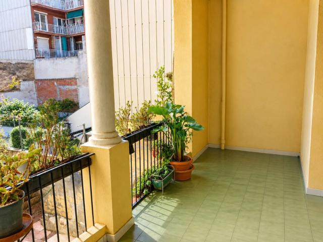 Casa adosada en venta en Barcelona, Horta. CASA EN VENTA CONSORTS SANS BERNET. Casas adosadas.