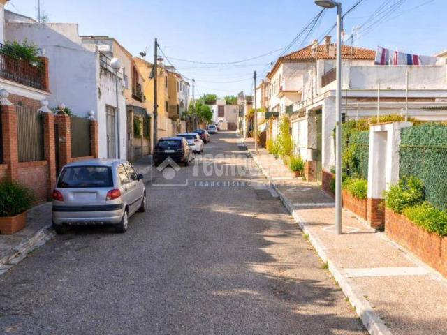 Casa adosada en Venta en Barrio Alto