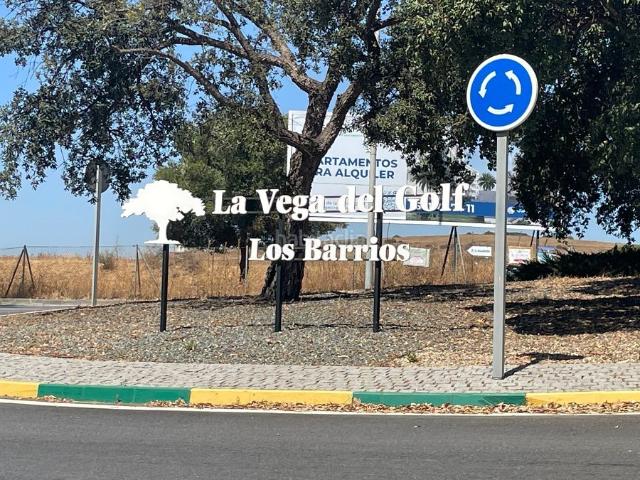 Casa adosada en venta en Barrios Los. ¡VENTA EXCLUSIVA EN LA VEGA DEL GOLF!. Casas adosadas Barrios.