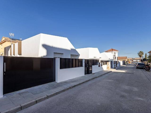 Casa adosada en Venta en Belicena