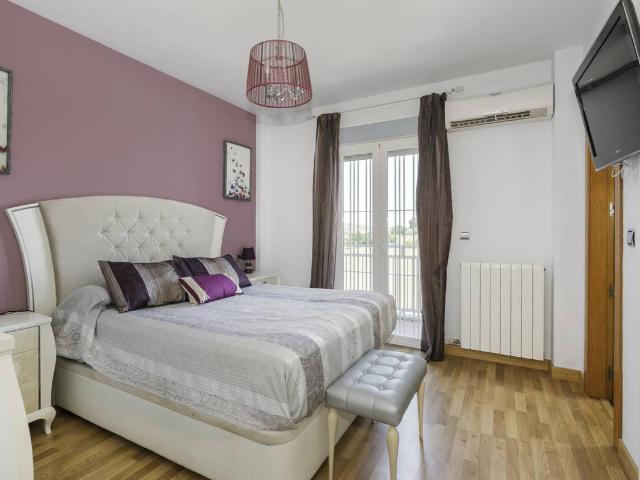 Casa adosada en Venta en Belicena