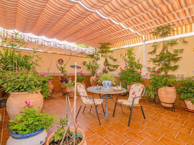 Casa adosada en Venta en Belicena