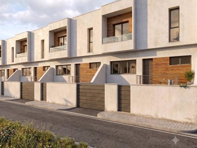 Casa adosada en Venta en Belicena
