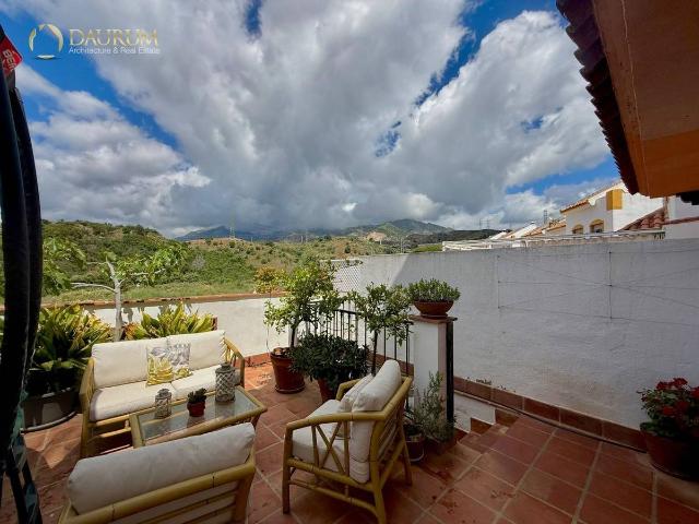 Casa adosada en Venta en Bello Horizonte Lindasol