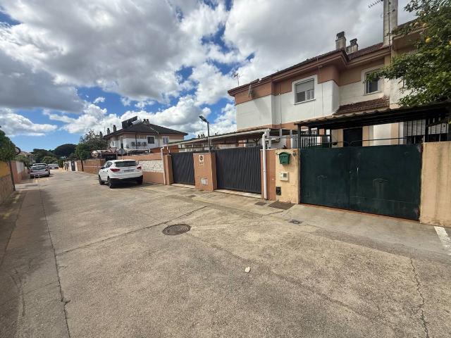 Casa adosada en Venta en Bellavista