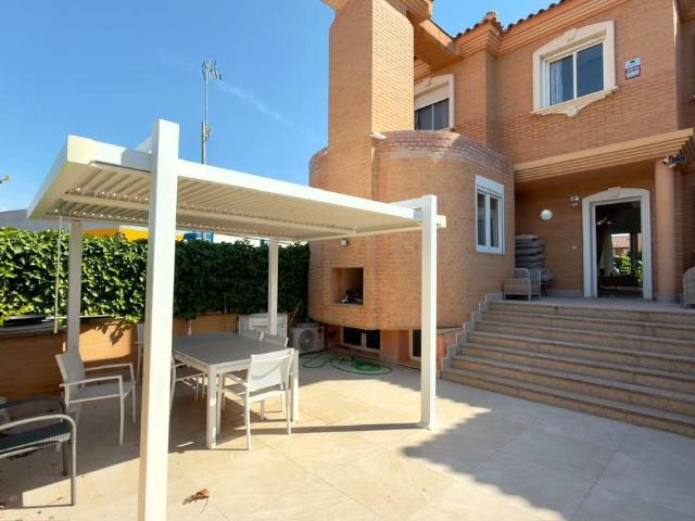 Casa adosada en Venta en Bellavista Capiscol Frank Espinós