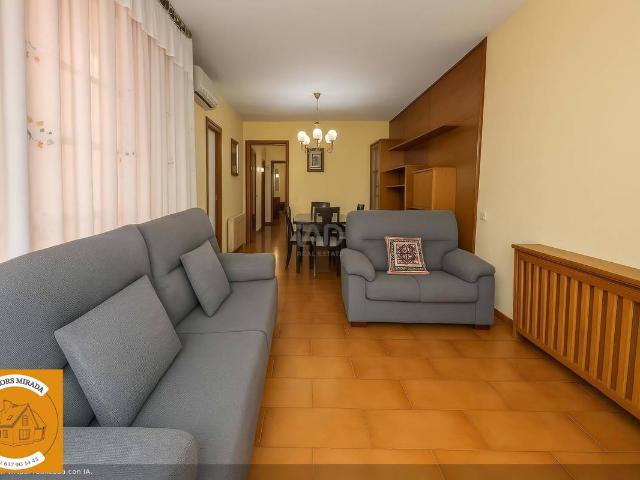 Casa adosada en Venta en Bellcaire d'Urgell