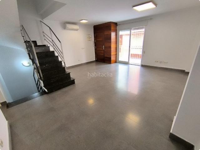 Casa adosada en venta en Bellreguard. PARA DISFRUTAR CADA RINCÓN. Casas adosadas.