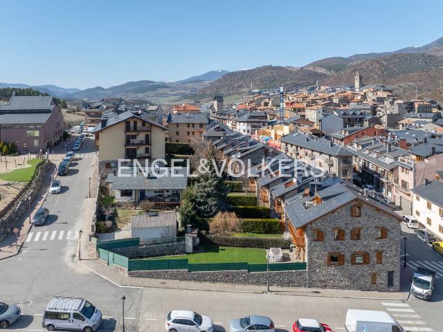 Casa adosada en Venta en Bellver de Cerdanya