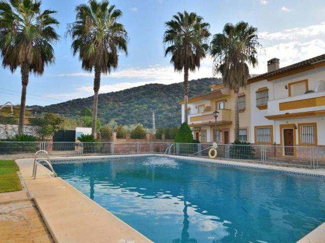 Casa adosada en Venta en Benaoján