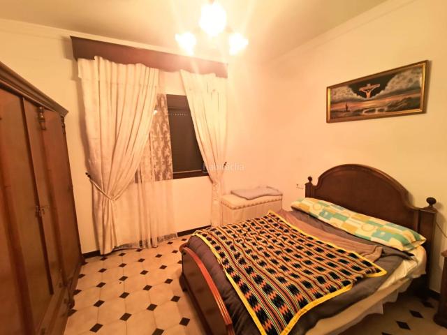 Casa adosada en venta en Benacazón. Adosado en venta en Benacazón, 5 dormitorios. Casas adosadas.