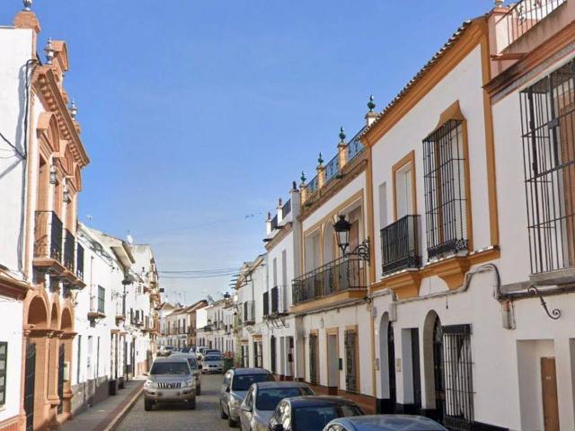 Casa adosada en Venta en Benacazón