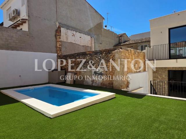 Casa adosada en venta en Benaguasil. Casas adosadas.