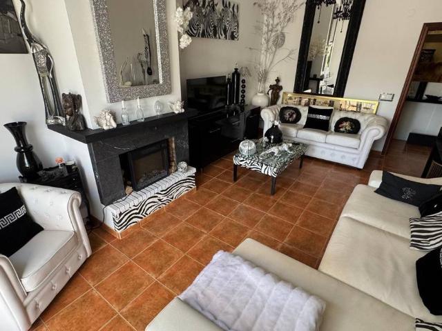 Casa adosada en Venta en Benagalbón