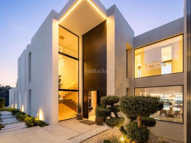 Casa adosada en venta en Benahavís, Benahavís pueblo. Casas adosadas.