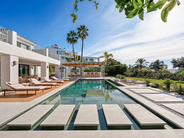 Casa adosada en venta en Benahavís, La Quinta. Casas adosadas.