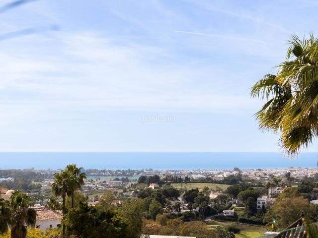 Casa adosada en venta en Benahavís, La Quinta. Elegancia, tecnología y vistas panorámicas en Benahavís Málaga. Casa adosada con 4 dormitorios. Casas adosadas.