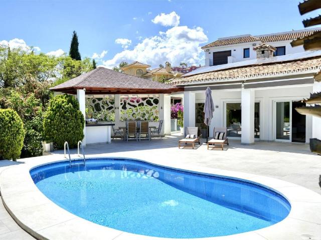 Casa adosada en Venta en Benahavís pueblo