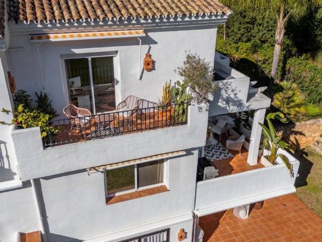 Casa adosada en Venta en Benahavís pueblo
