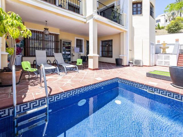 Casa adosada en Venta en Benahavís pueblo
