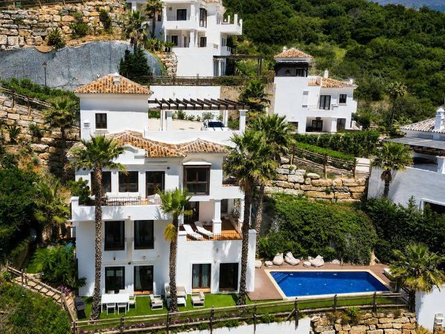 Casa adosada en Venta en Benahavís pueblo
