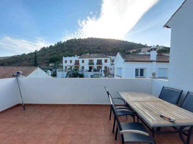 Casa adosada en Venta en Benahavís pueblo