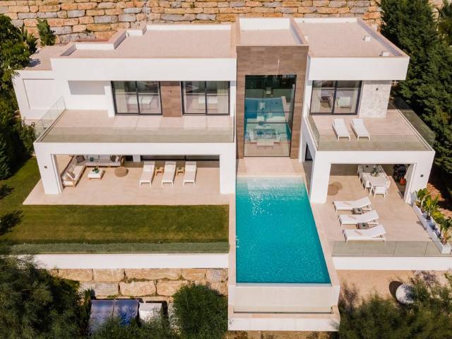 Casa adosada en Venta en Benahavís pueblo