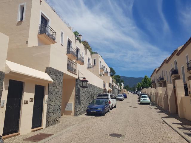 Casa adosada en Venta en Benahavís pueblo