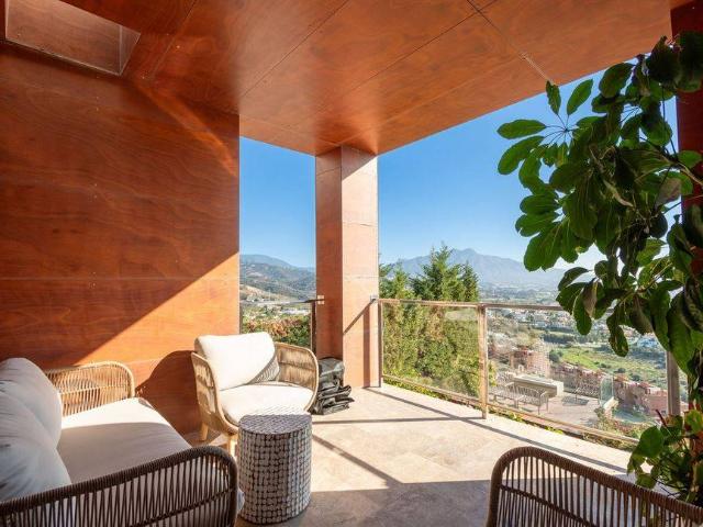 Casa adosada en Venta en Benahavís pueblo