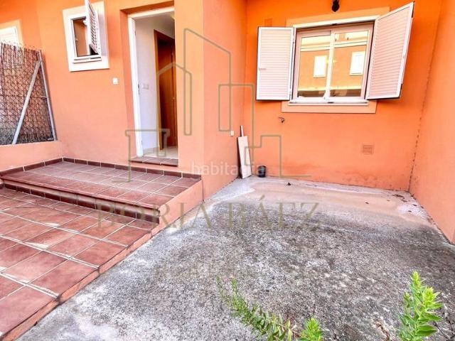 Casa adosada en venta en Benajarafe. Chalet adosado en el centro de Benajarafe. Casas adosadas.