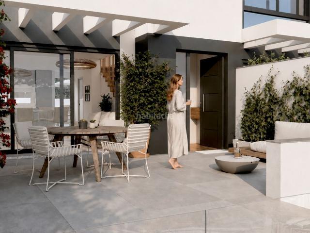 Casa adosada en venta en Benajarafe. SALITRE HOMES BENAJARAFE. Casas adosadas.