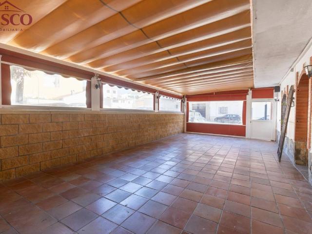 Casa adosada en Venta en Benalúa