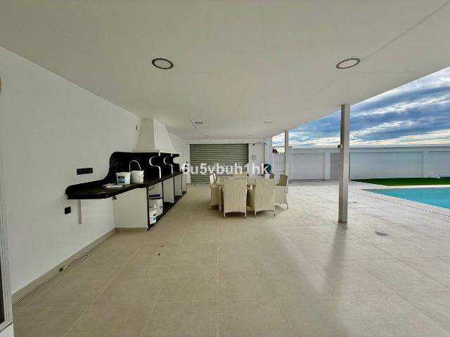 Casa adosada en venta en Benalmádena, Cortijo Torrequebrada. Casas adosadas.