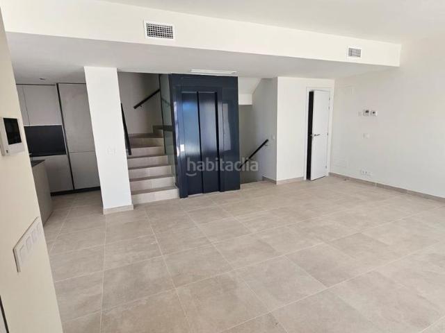 Casa adosada en venta en Benalmádena, Montealto Monterrey. Exclusiva casa adosada a estrenar en Benalmádena!EN Exclusive brandnew townhouse at Benalmadena!. Casas adosadas.