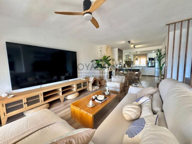 Casa adosada en venta en Benalmádena, Nueva Torrequebrada. Chalet adosado en venta en Ronda del Golf Este. Casas adosadas.
