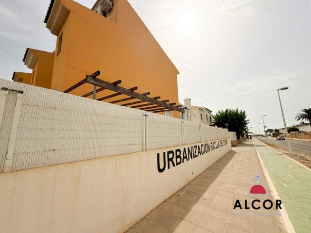 Casa adosada en venta en Benicarló, Papa Luna Platja del Gurugú. Adosado en venta en La Caracola, 4 dormitorios. Casas adosadas.